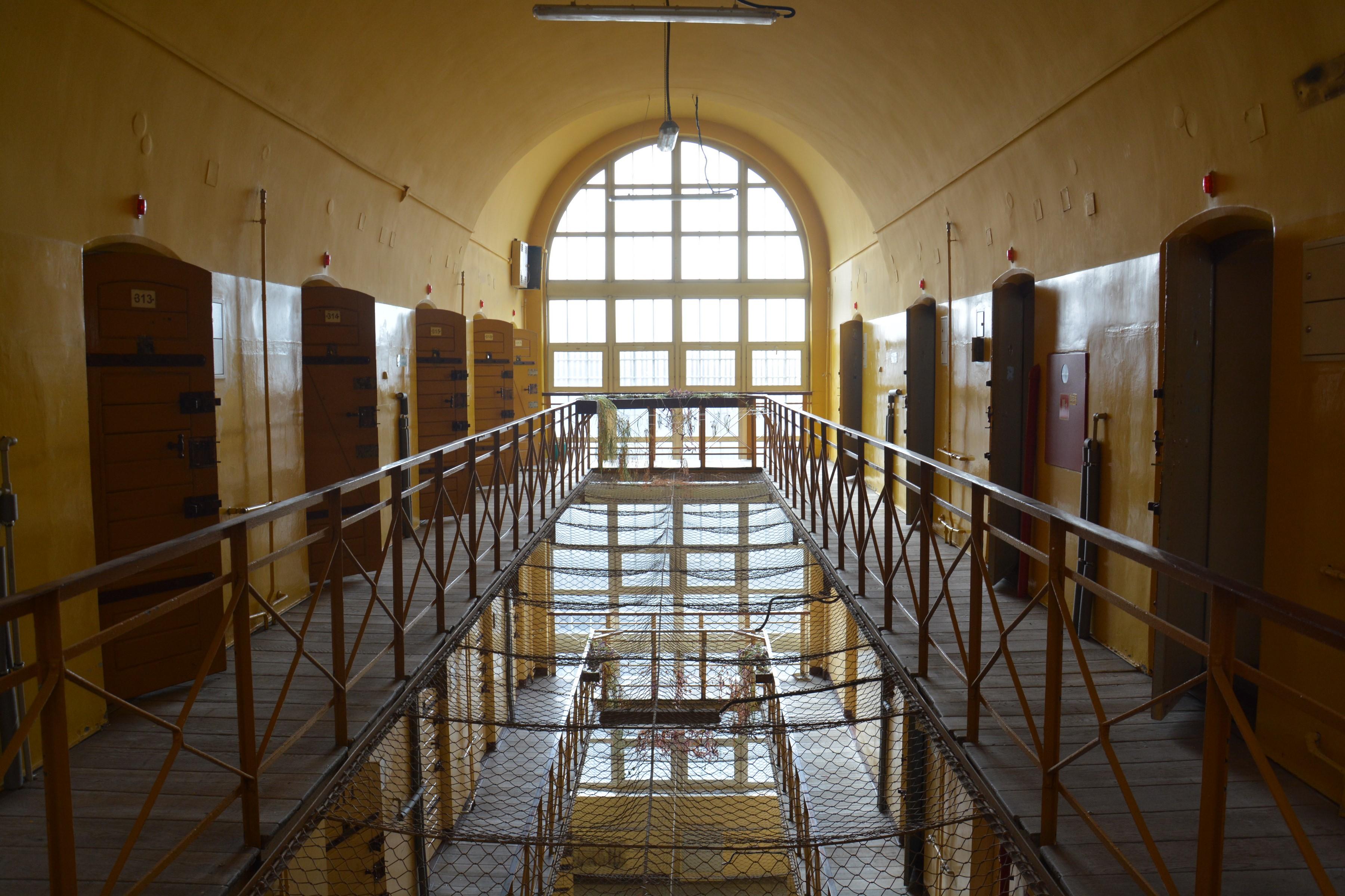 Wnętrze więzienia