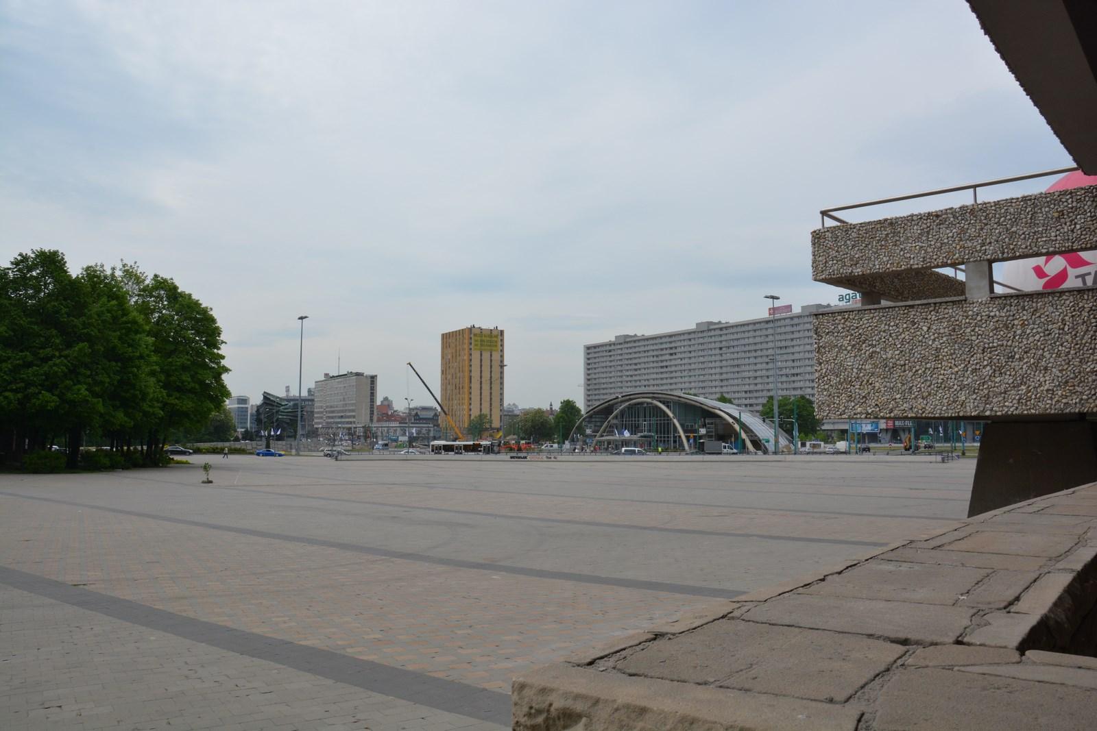 Plac przed Spodkiem