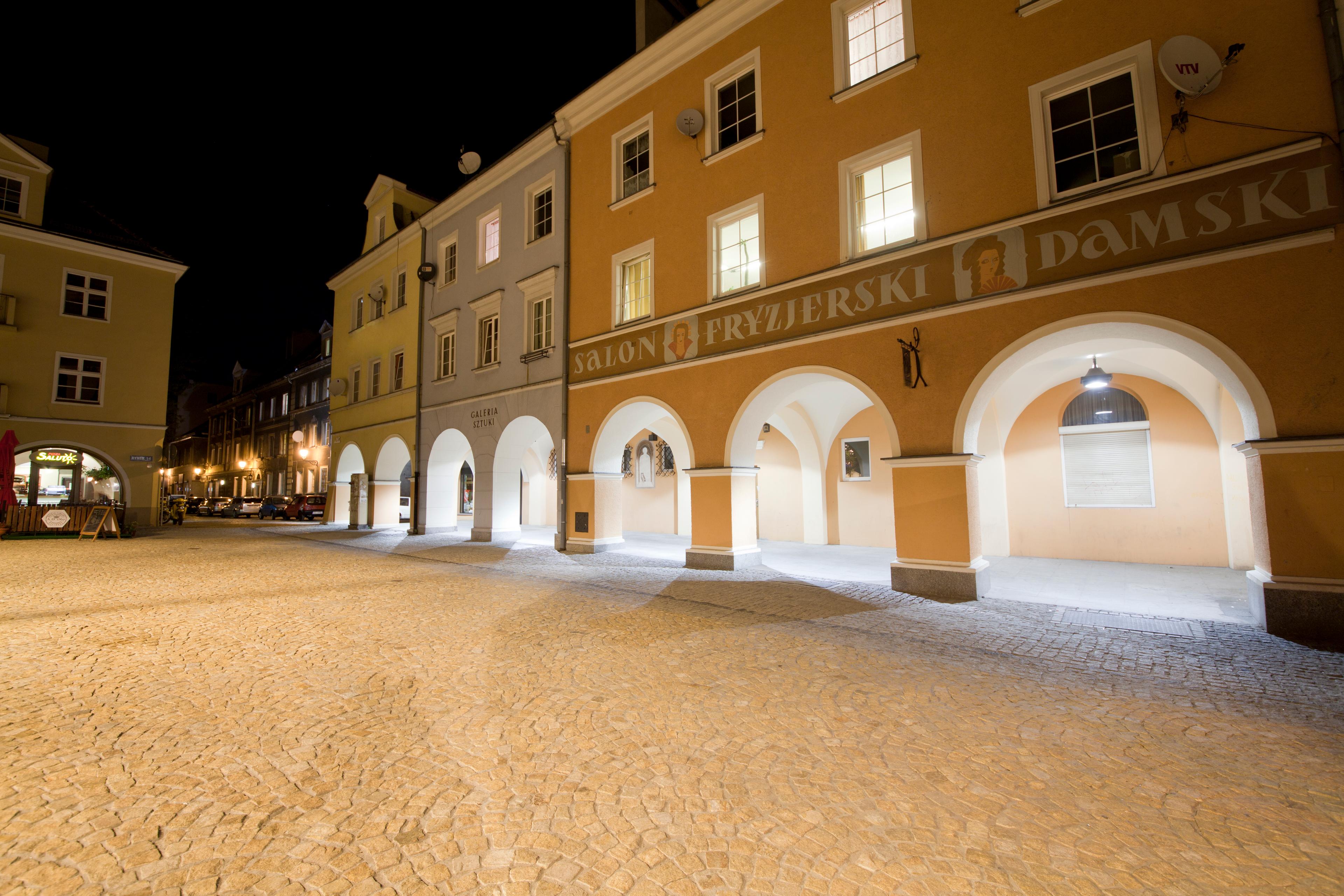 Rynek z kamienicami w Gliwicach