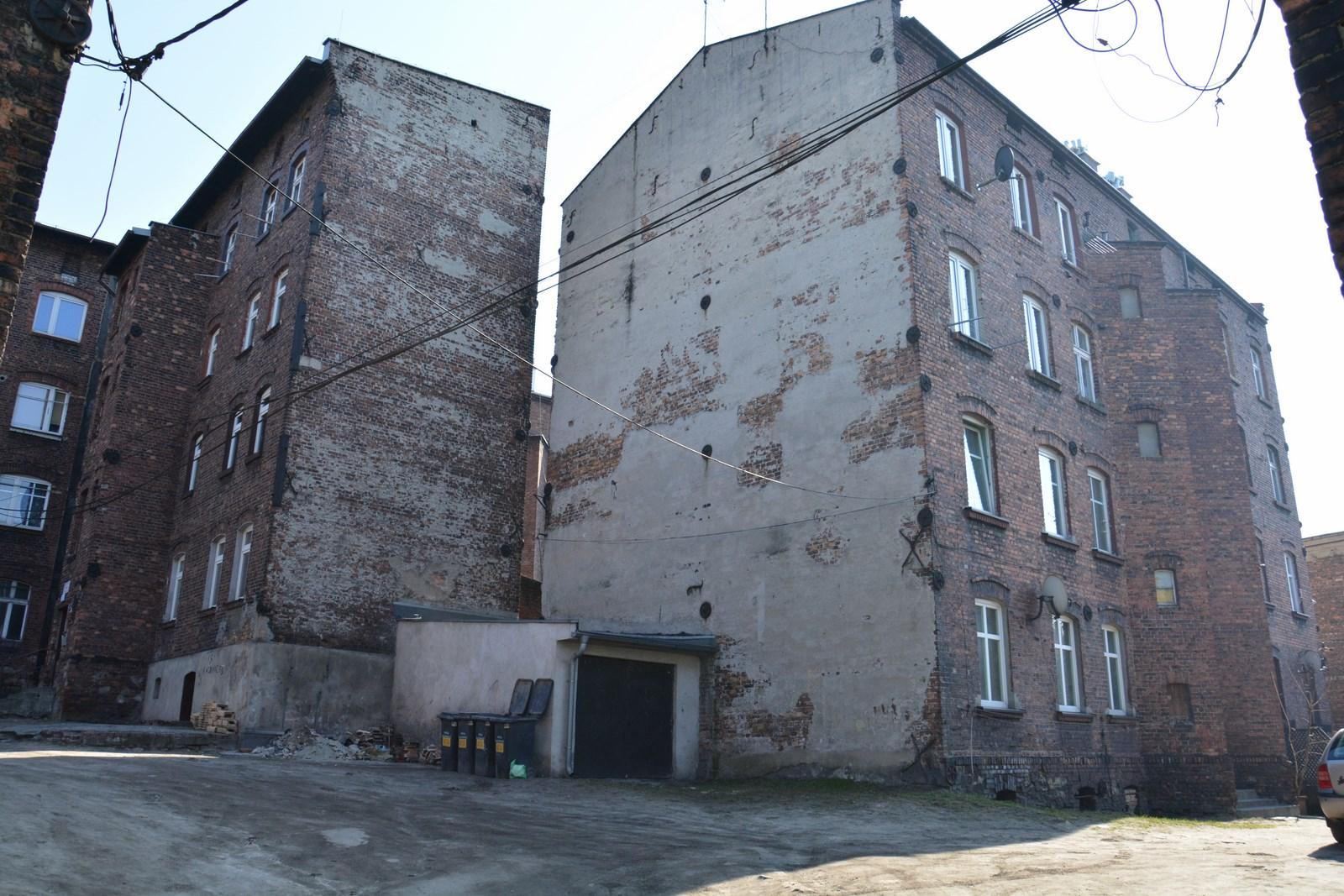 Cztero kondygnacyjne bloki