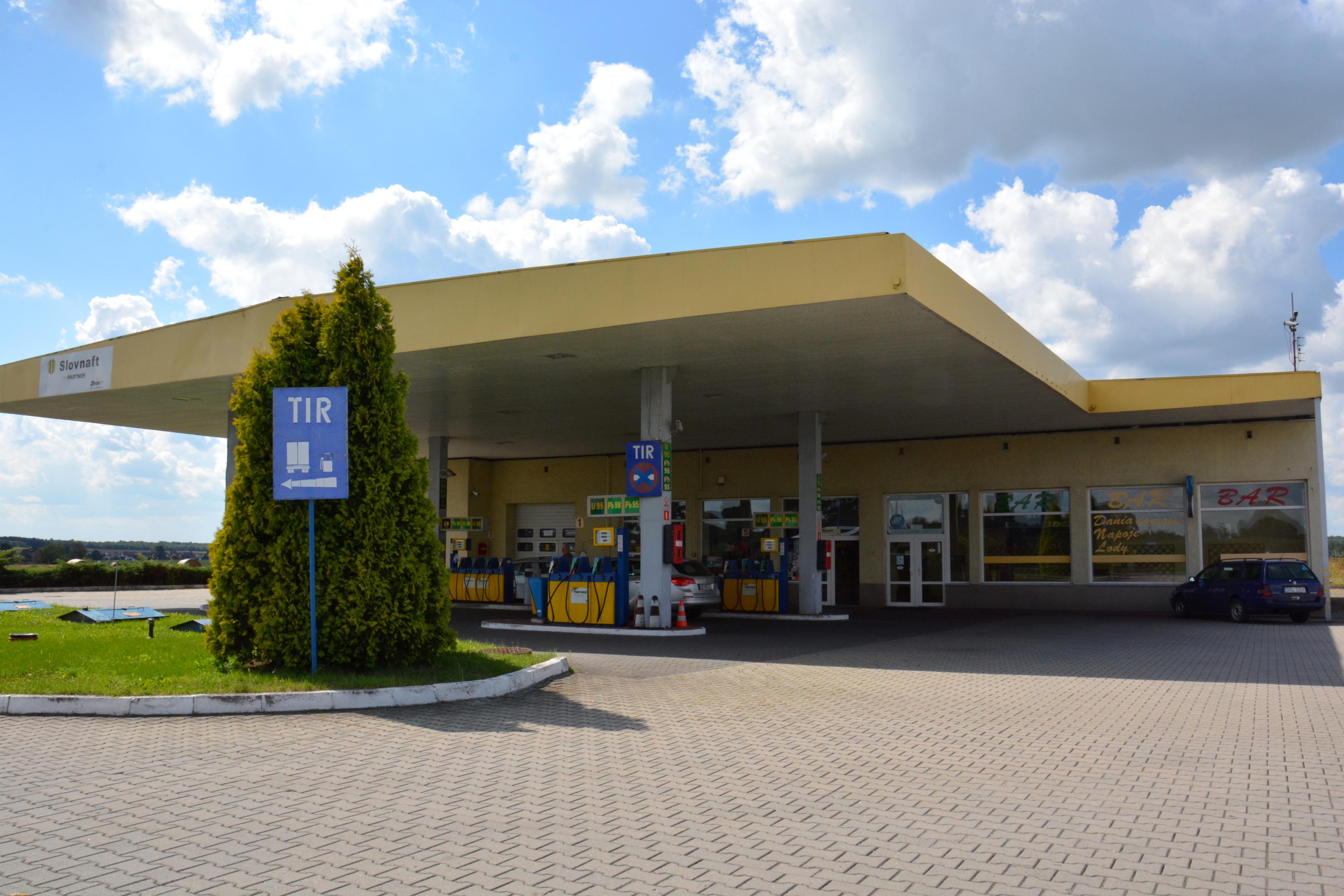 Stacja benzynowa w Toszku