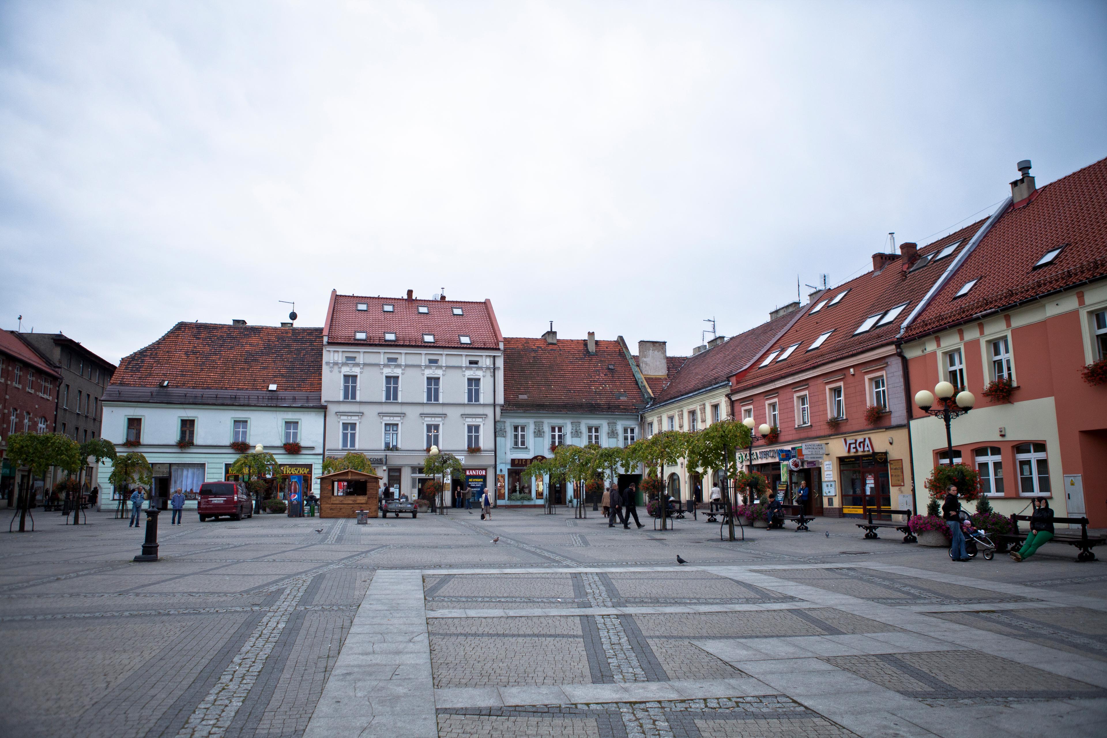 Rynek w Mikołowie z kamienicami